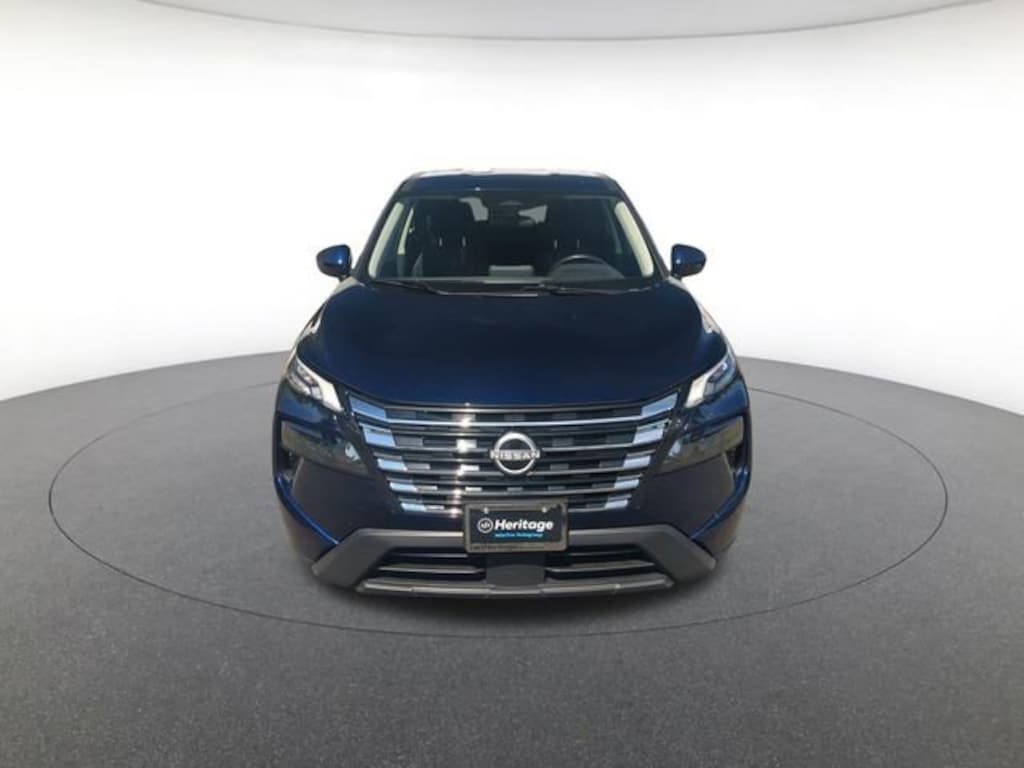 Used 2025 Nissan Rogue SV Sport Utility