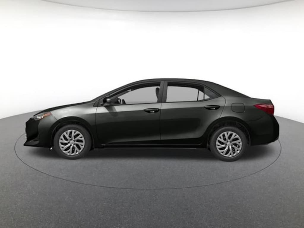 Used 2017 Toyota Corolla LE Sedan