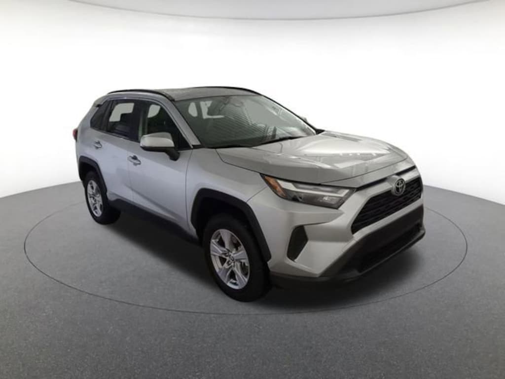 Used 2025 Toyota RAV4 Hybrid XLE Sport Utility