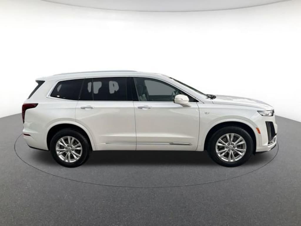 Used 2023 Cadillac XT6 Luxury Sport Utility