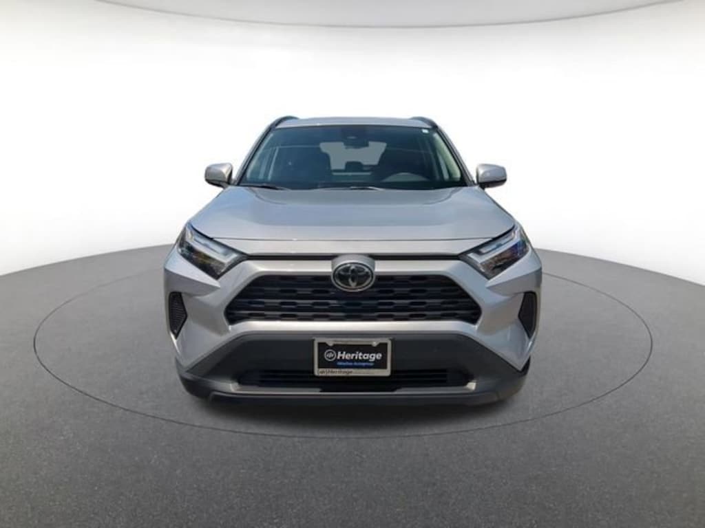 Used 2025 Toyota RAV4 XLE Sport Utility