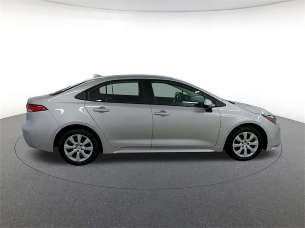 Used 2024 Toyota Corolla LE Sedan