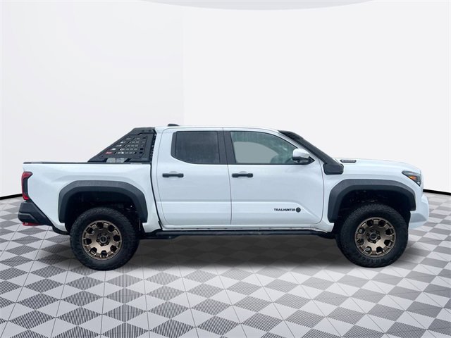 2025 Toyota Tacoma Trailhunter photo 4