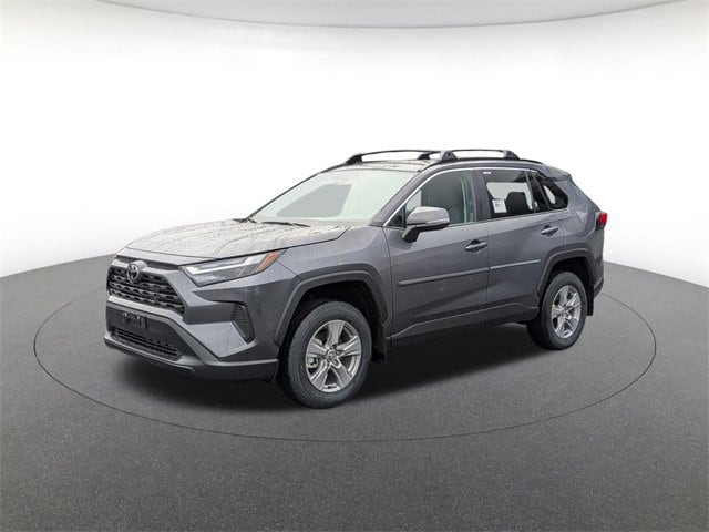 2025 Toyota RAV4 XLE's photo