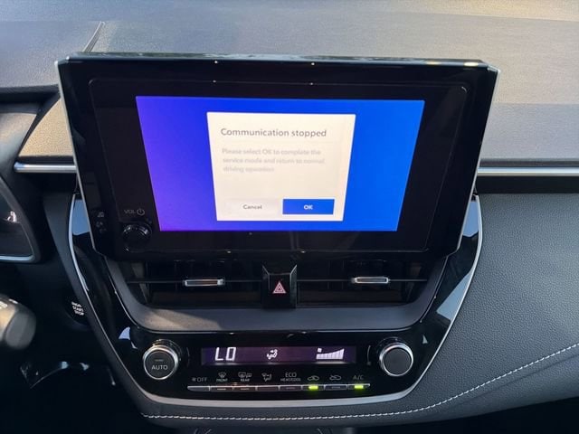 2024 Toyota Corolla Hatchback SE - Photo 14