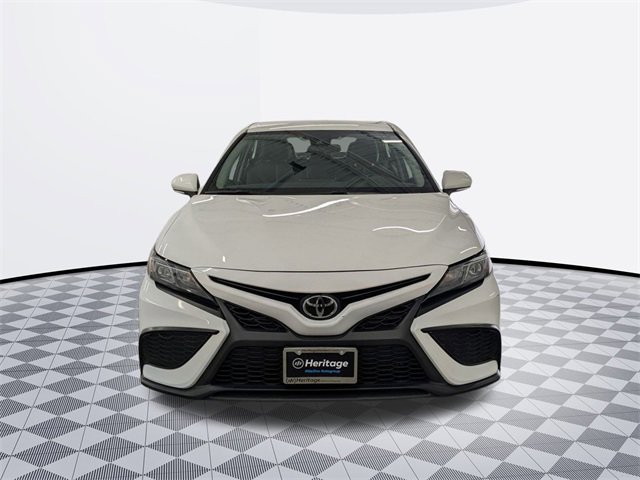 2024 Toyota Camry SE photo 2