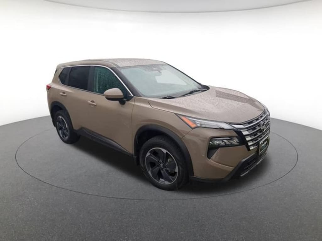 Used 2024 Nissan Rogue SV Sport Utility