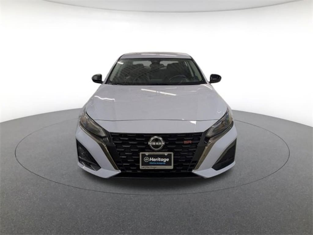 Used 2023 Nissan Altima 2.5 SR Sedan