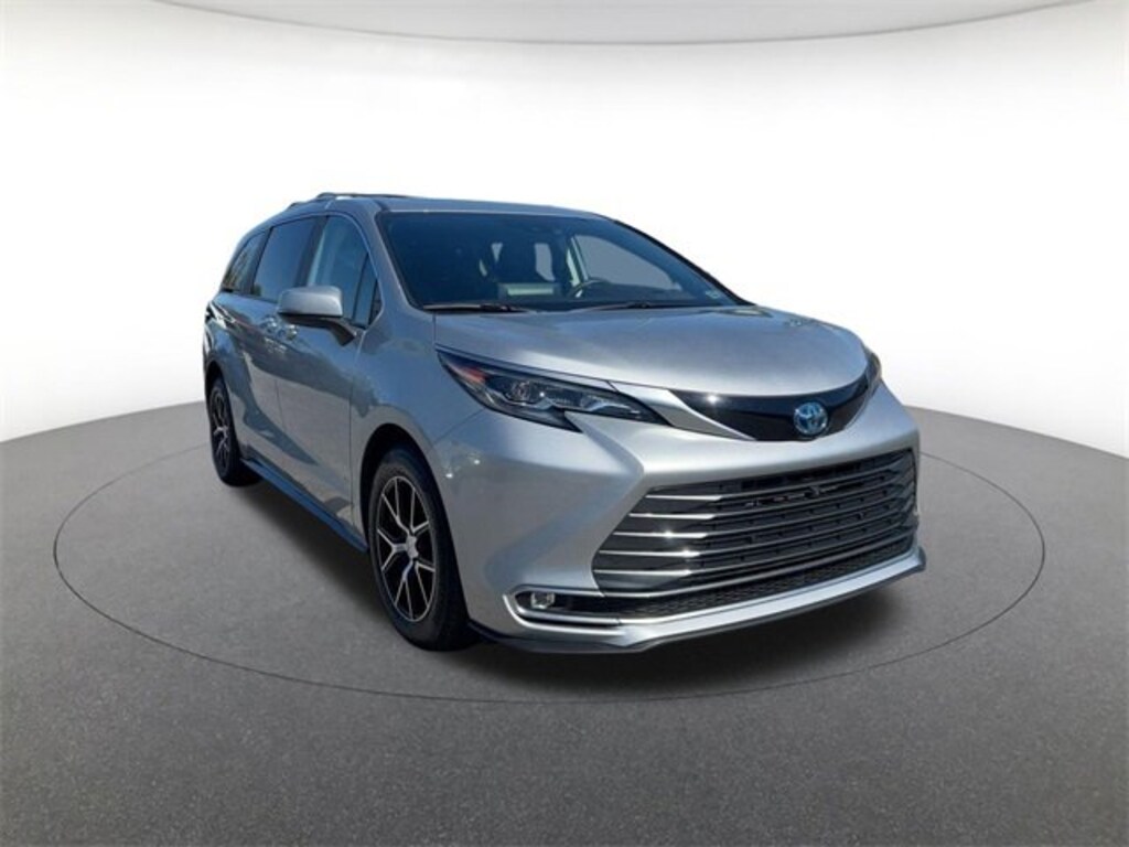 Used 2024 Toyota Sienna Platinum Passenger Van