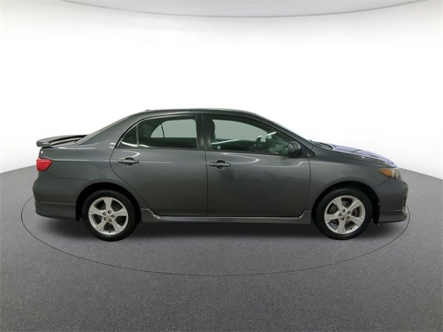2012 Toyota Corolla S photo 4