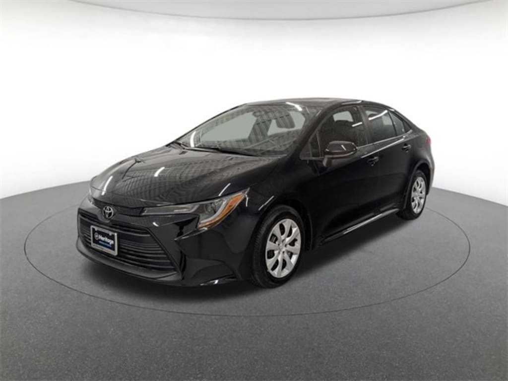 Used 2025 Toyota Corolla LE Sedan
