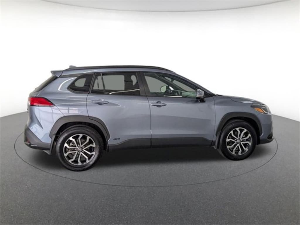 Used 2024 Toyota Corolla Cross Hybrid SE Sport Utility