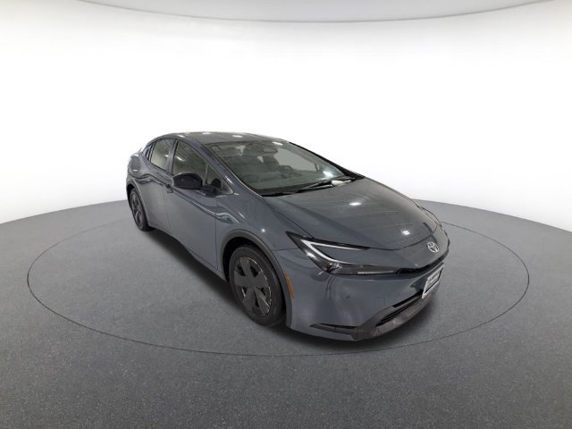 Used 2024 Toyota Prius LE Hatchback