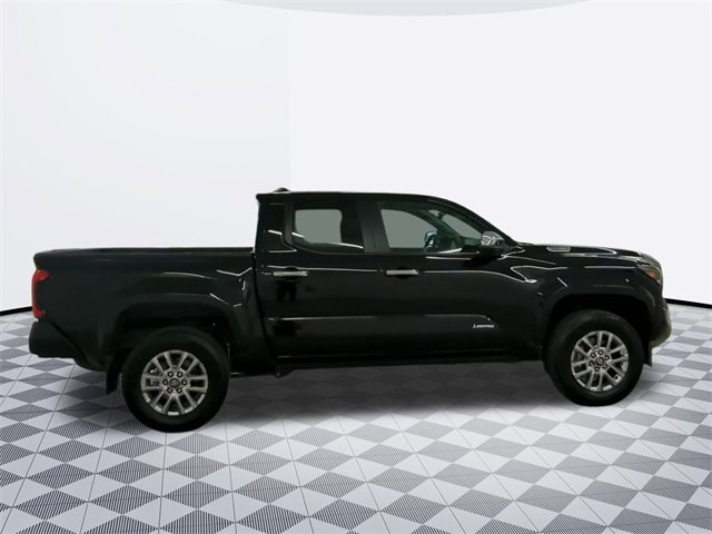 2024 Toyota Tacoma Limited photo 4