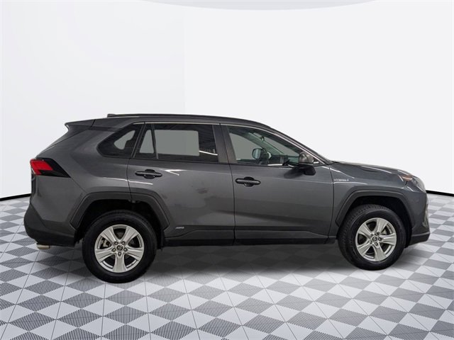 2020 Toyota RAV4 Hybrid LE Sport photo 4