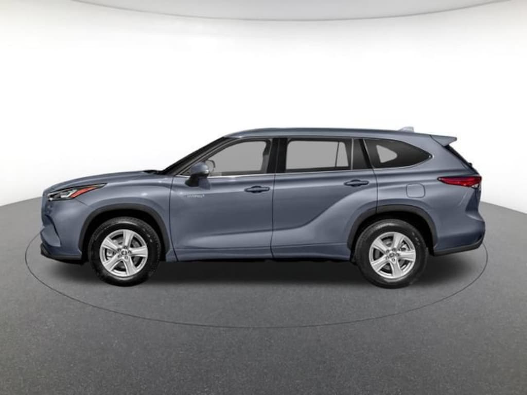 Used 2021 Toyota Highlander Hybrid XLE Sport Utility