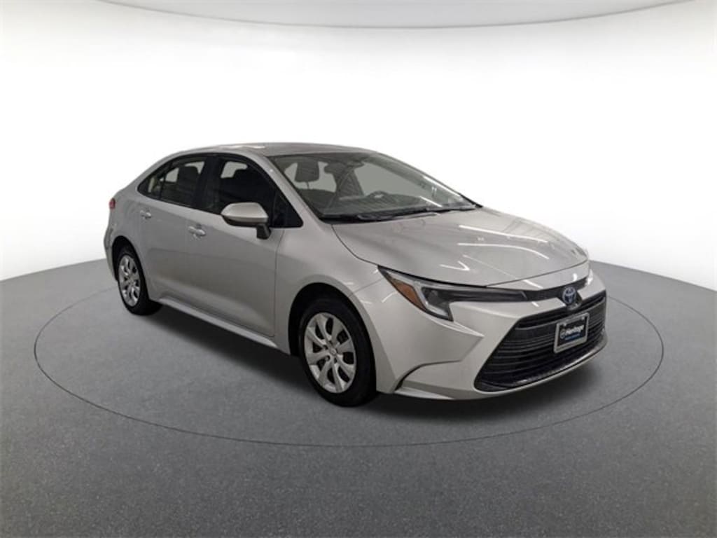 Used 2025 Toyota Corolla Hybrid LE Sedan
