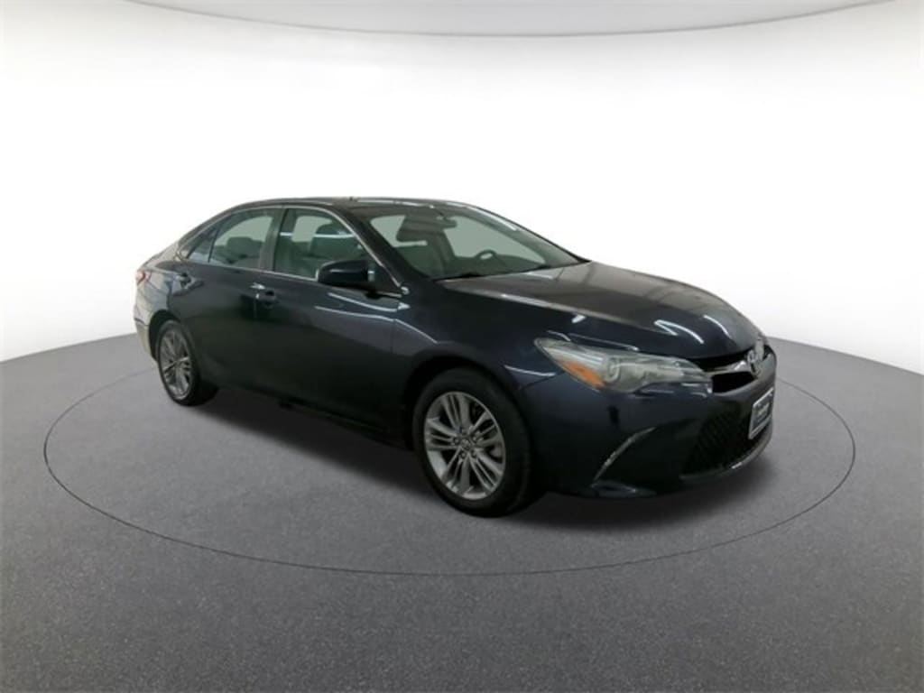 Used 2016 Toyota Camry LE Sedan