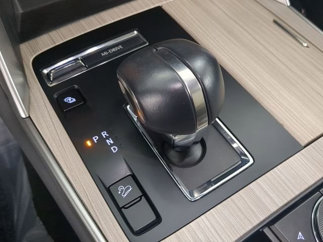 2025 Mazda CX-70 Premium Package - Photo 12