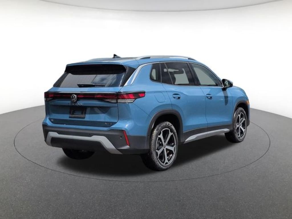 New 2026 Volkswagen Tiguan 2.0T SE SUV