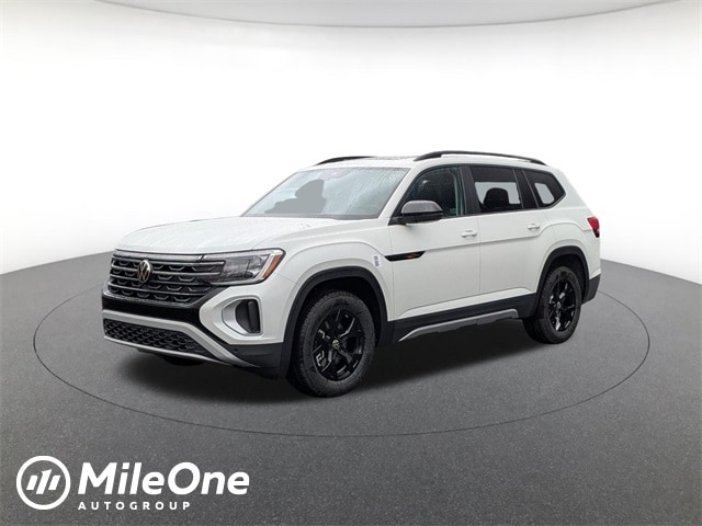 2026 Volkswagen Atlas Atlas Peak Edition's photo