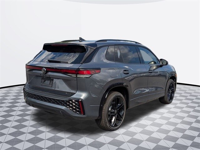 2025 Volkswagen Tiguan SE R-Line Black photo 3