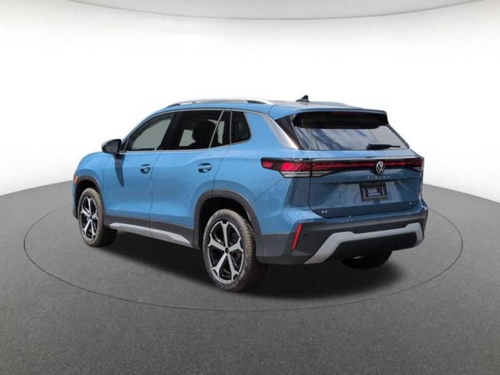 New 2026 Volkswagen Tiguan 2.0T SE SUV