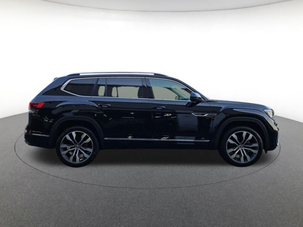 Used 2023 Volkswagen Atlas 3.6L V6 SEL Premium R-Line SUV