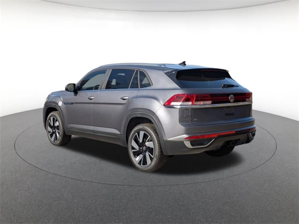 New 2025 Volkswagen Atlas Cross Sport 2.0T SE w/Technology SUV