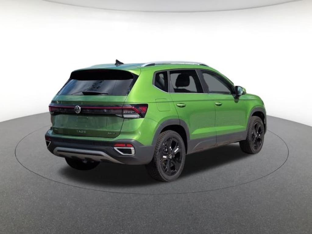 New 2026 Volkswagen Taos 1.5T SEL SUV