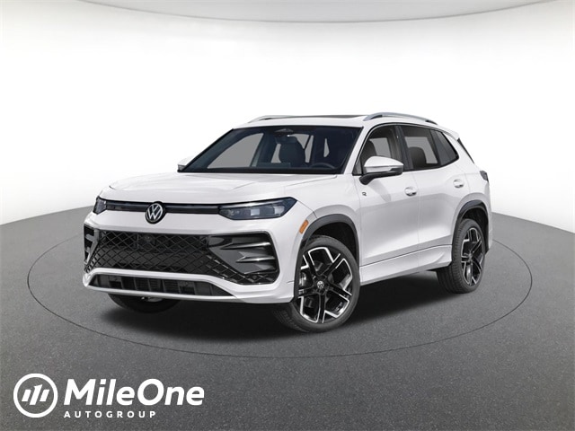 2026 Volkswagen Tiguan SEL R-LINE TURBO's photo