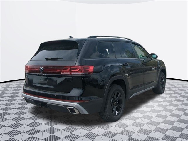 2025 Volkswagen Atlas Peak Edition SE photo 4