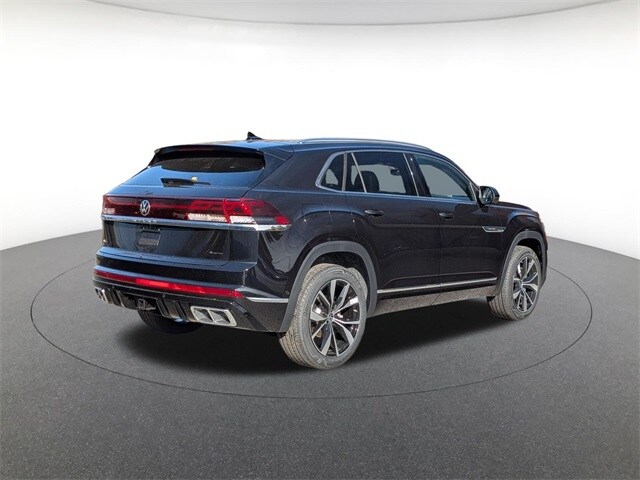 2026 Volkswagen Atlas Cross Sport SEL Premium R-Line photo 4