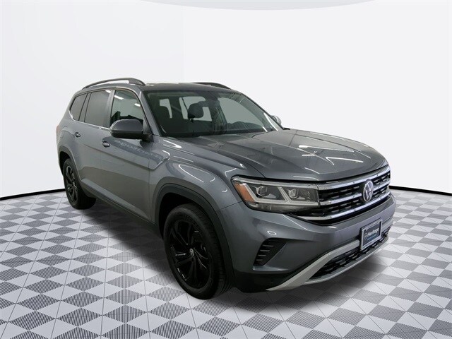 2023 Volkswagen Atlas V6 SE Technology photo 2