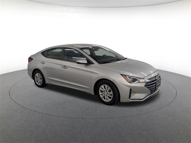 2019 Hyundai Elantra SE photo 3