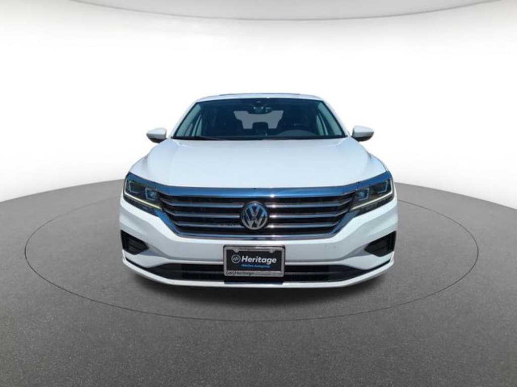 Used 2020 Volkswagen Passat 2.0T SE Sedan