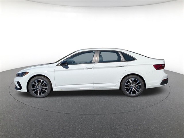 2026 Volkswagen Jetta 1.5T Sport photo 2
