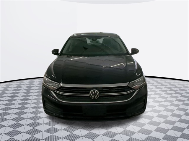 Used 2024 Volkswagen Jetta SE with VIN 3VW7M7BU0RM019098 for sale in Baltimore, MD