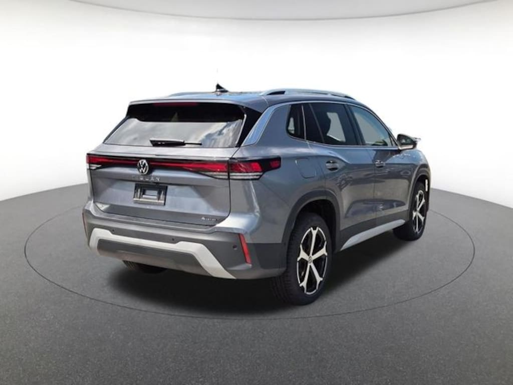 New 2026 Volkswagen Tiguan SE SUV
