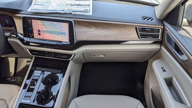 2026 Volkswagen Atlas SE w/Tech - Photo 9