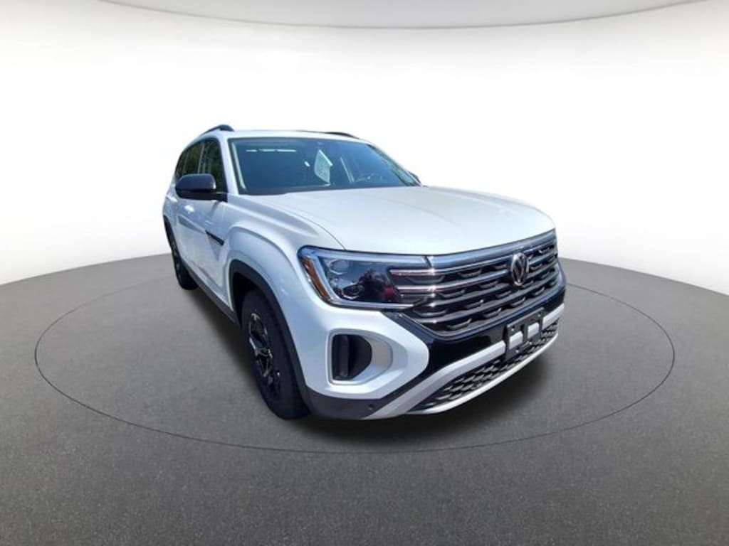 New 2026 Volkswagen Atlas Peak Edition SUV