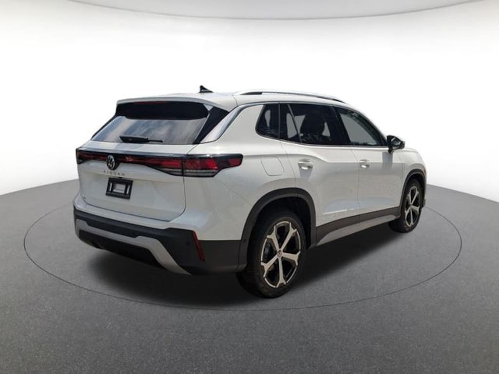 New 2026 Volkswagen Tiguan 2.0T SE SUV