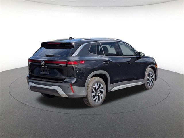 2026 Volkswagen Tiguan S photo 4