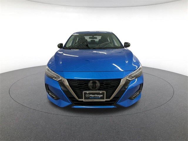 2022 Nissan Sentra SR photo 2