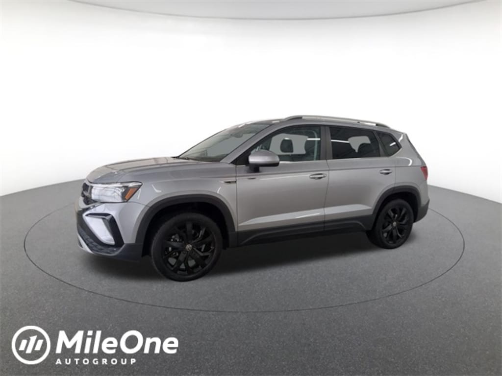 Used 2023 Volkswagen Taos 1.5T SE SUV