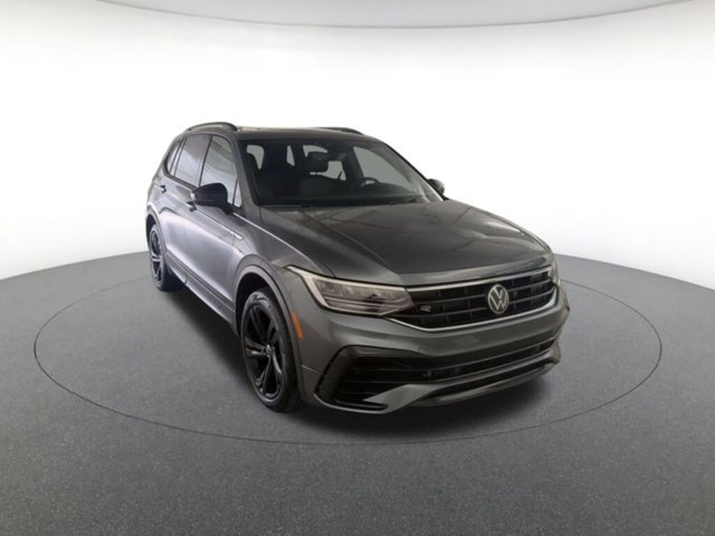 Used 2024 Volkswagen Tiguan 2.0T SE R-Line Black SUV