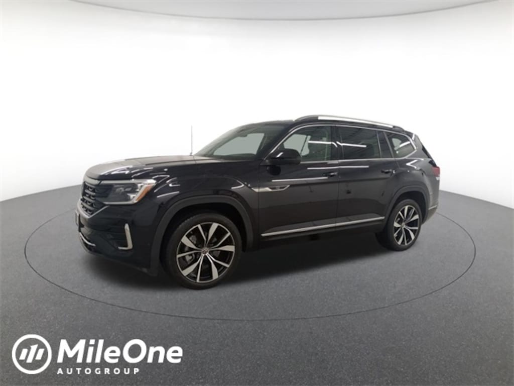 Used 2024 Volkswagen Atlas 2.0T SEL Premium R-Line SUV