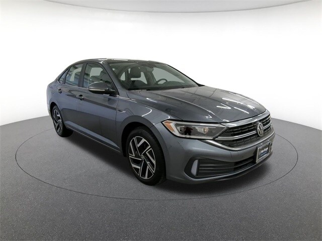 2023 Volkswagen Jetta 1.5T SEL photo 3