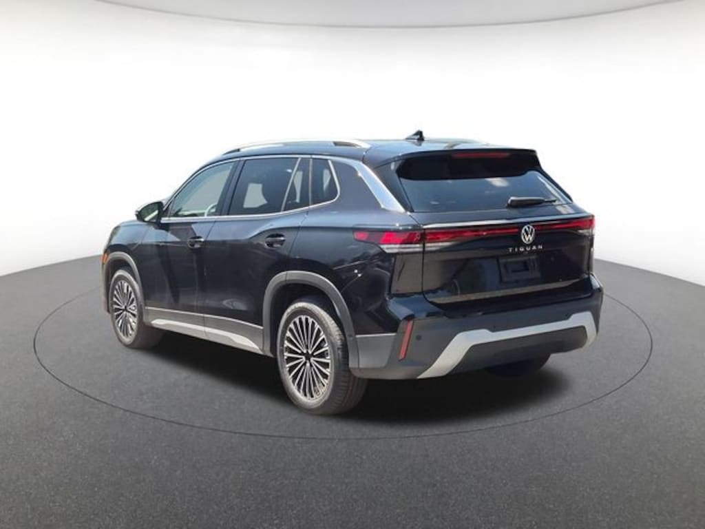 New 2026 Volkswagen Tiguan S SUV