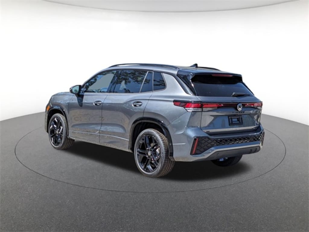 New 2025 Volkswagen Tiguan 2.0T SE R-Line Black SUV